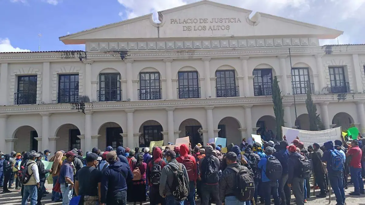 Manifestaión San Cristóbal (1)